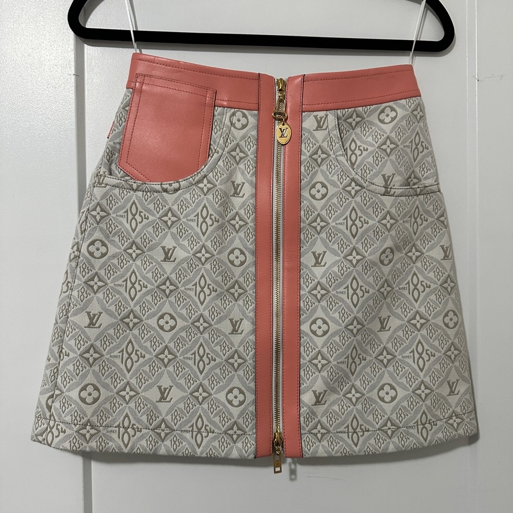Louis Vuitton Pink and Cream Mini Skirt